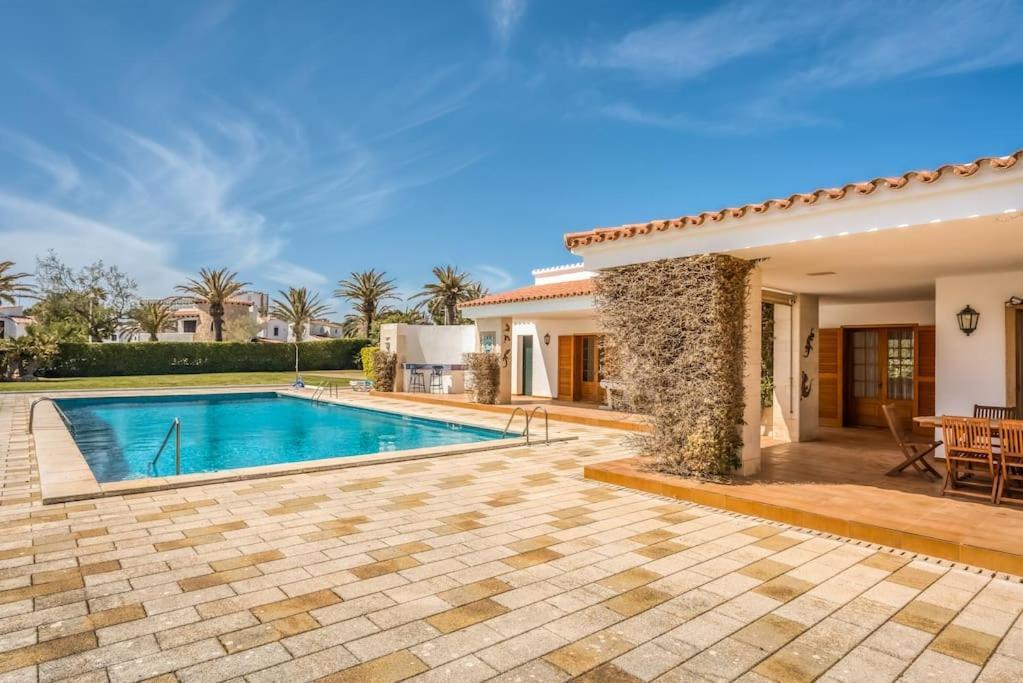 La Calma Espectacular Villa Con Jardin Y Piscina En Menorca С'Альгар Экстерьер фото
